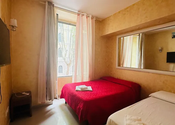 Termini Sunlight House רומא